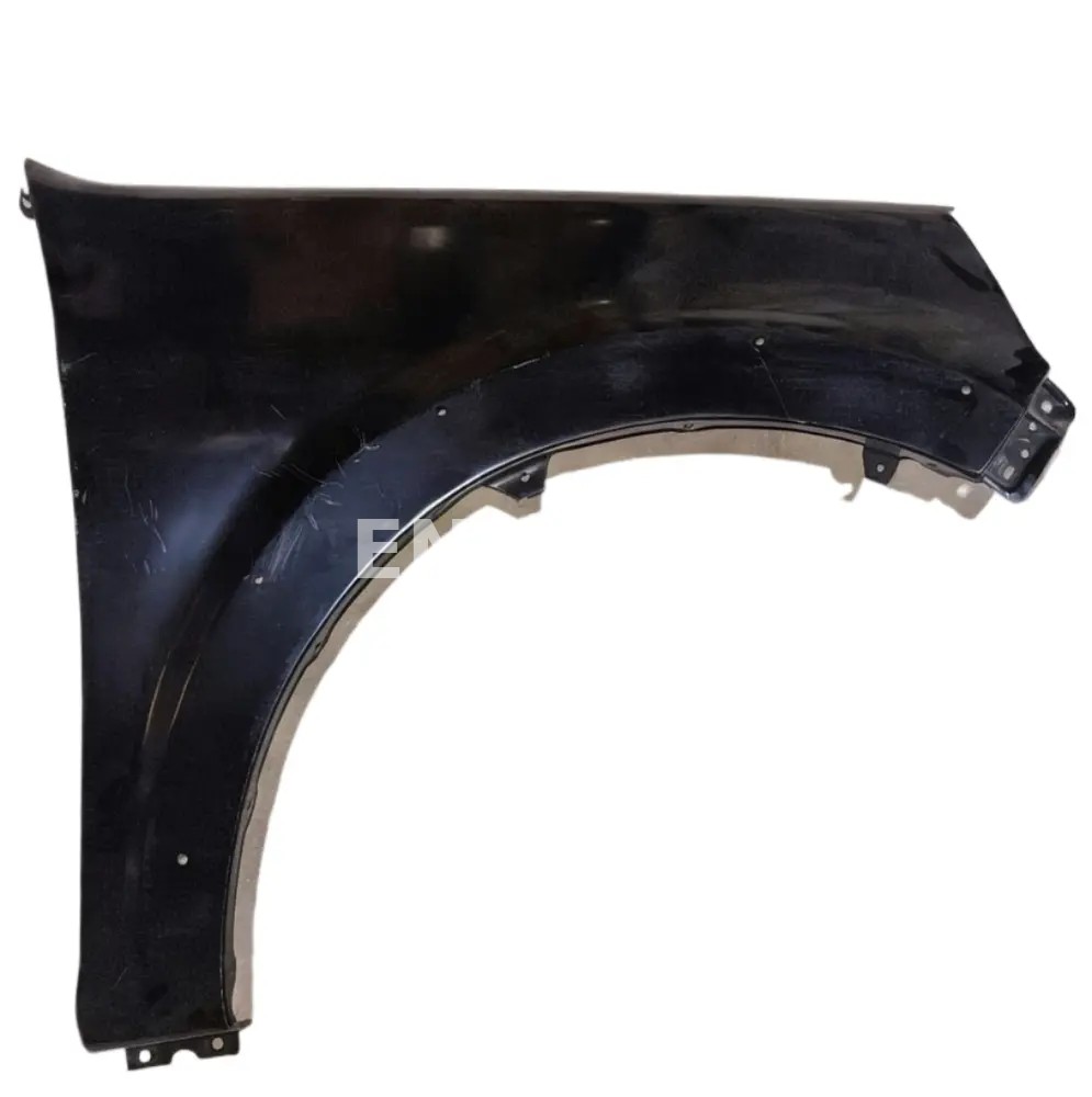 [29502] TAPABARRO DERECHO (SIN ORIFICIO Y CON HOYO INTERMITENTE) GREAT WALL WINGLE 5 (NEW STYLE)