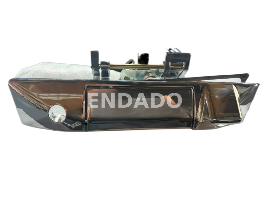 [MAXT8101RC] MANILLA DE PORTALON (CON ORIFICIOS PARA LLAVE Y CAMARA 2 DOS ORIFICIOS) MAXUS T60 2.0 Y MAXUS 2.8